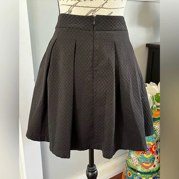 EUC Metaphor Elegant Black Pleated Mini Skater Skirt Pockets Lined Size 4 Small - Picture 6 of 15